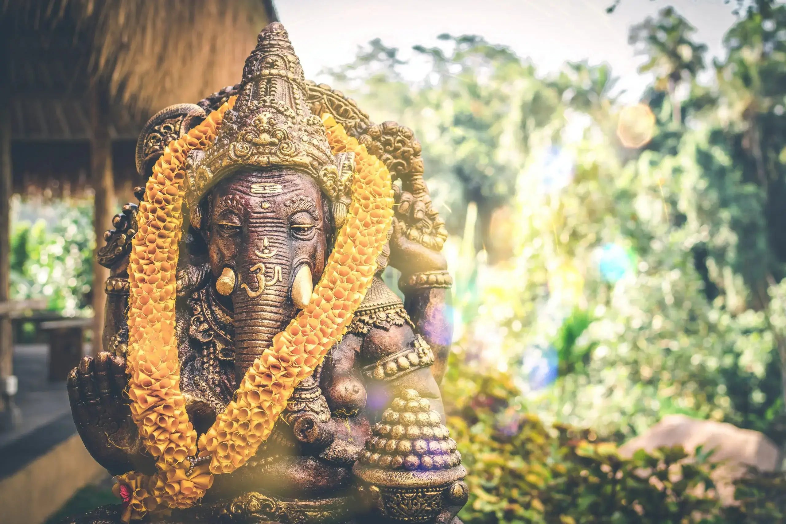 Bali hindu elephant statue